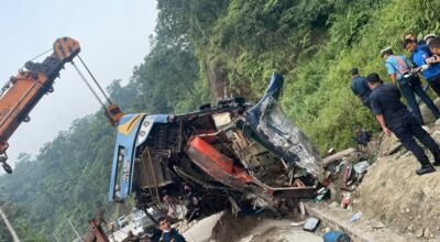 दाउन्ने दुर्घटनामा छ जनाको मृत्यु