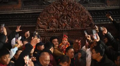 जीवित देवी कुमारीलाई तलेजु भवानीको दर्शन