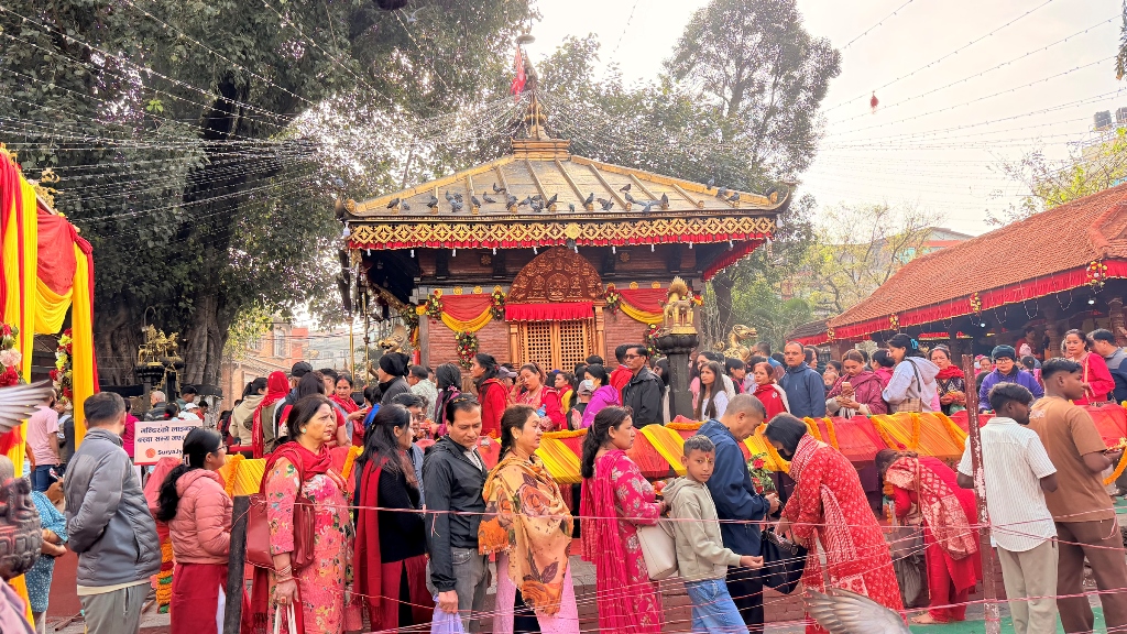 मैतीदेवी मन्दिर