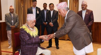 राष्ट्रपति पौडेलले लगाए शुभ साइतमा विजया दशमीको टीका