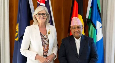 परराष्ट्रमन्त्री खनाल र अष्ट्रेलियाका गभर्नर–जनरल मोस्टिनबीच भेटवार्ता